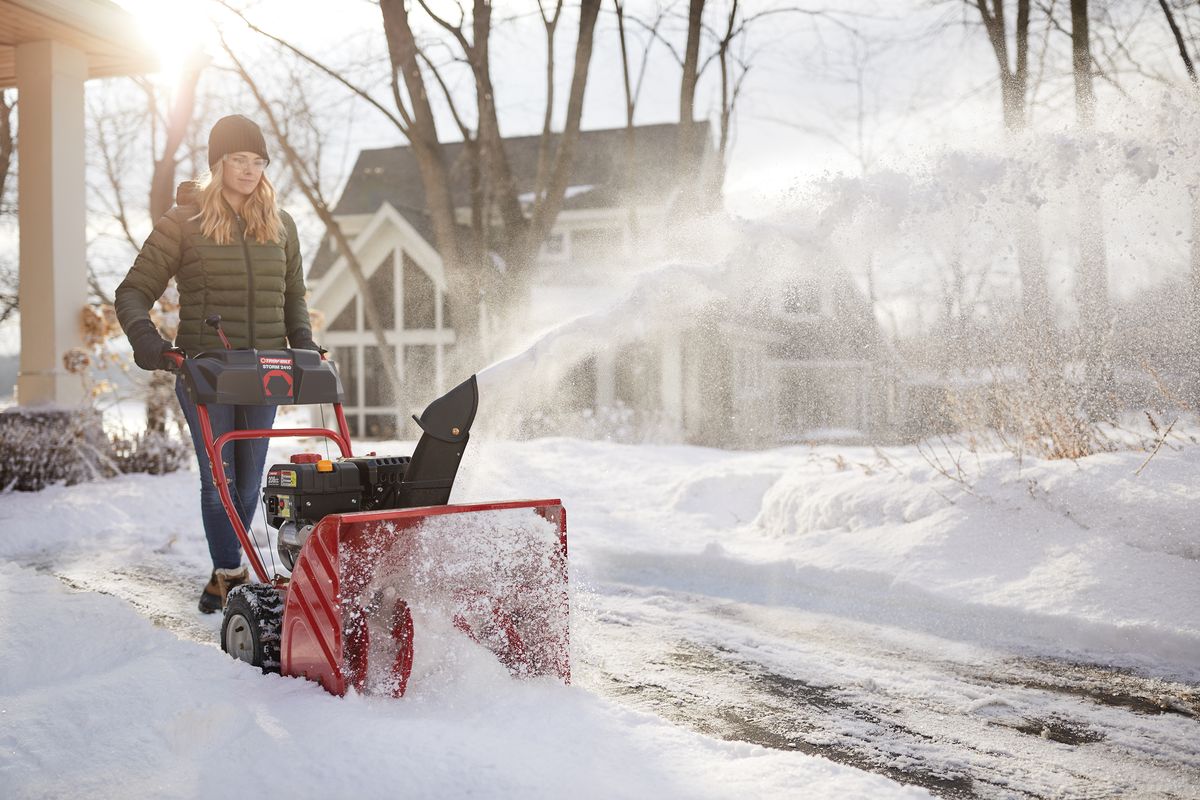 Déneigement : conseils, sécurité et obligations légales